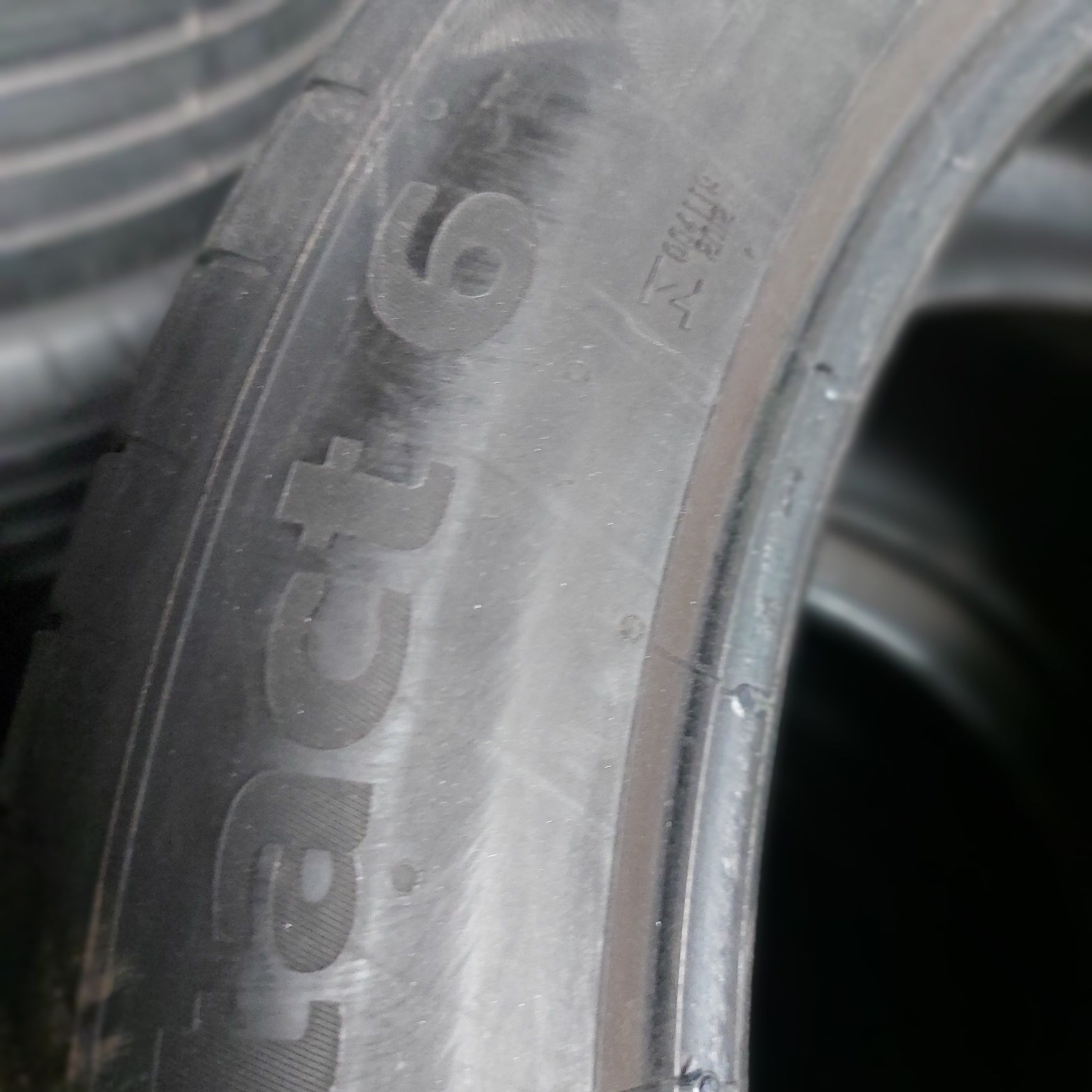 225/45/17"Continental 2бр.гуми