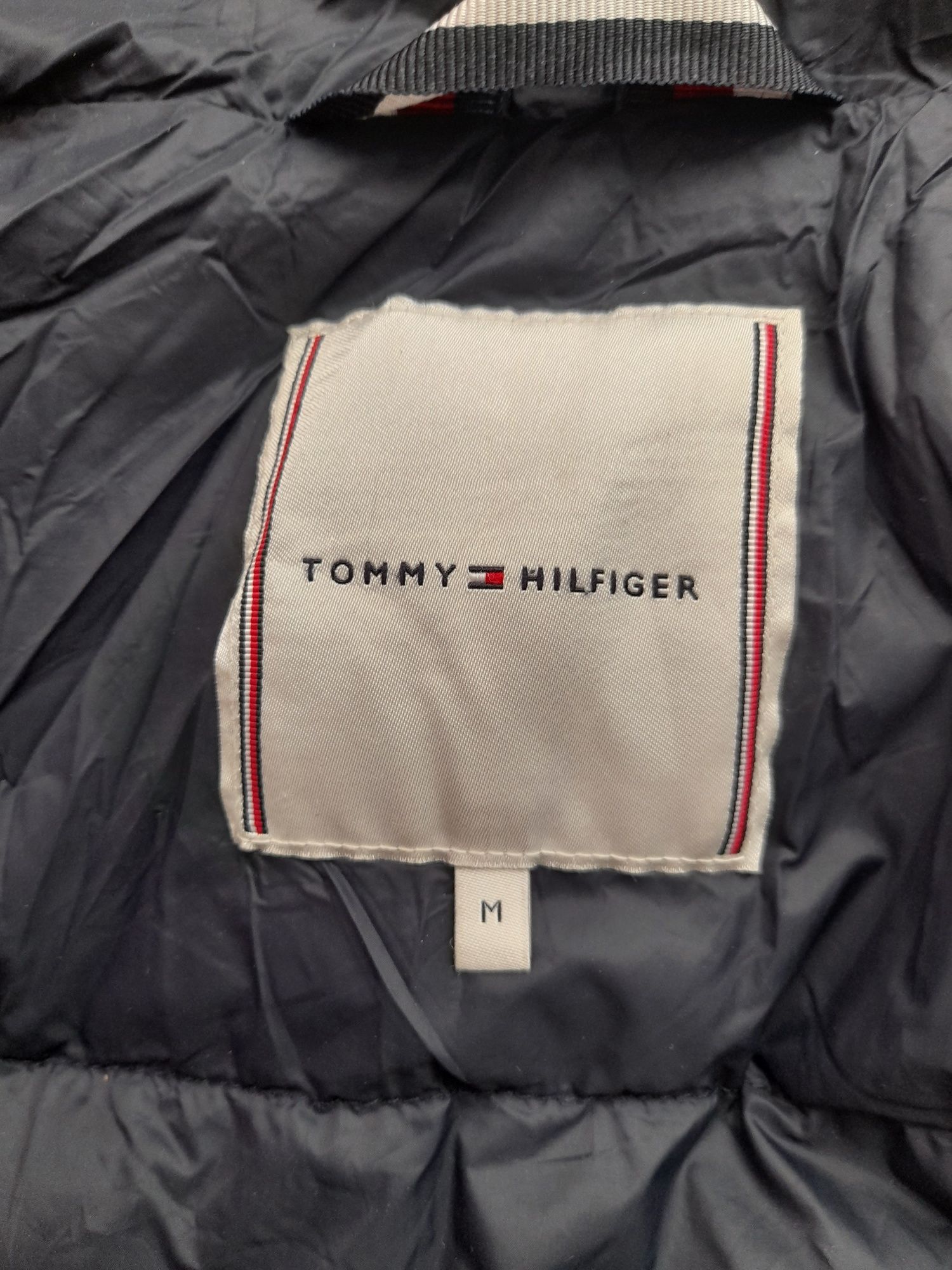 Tommy Hilfiger дамски елек M размер.