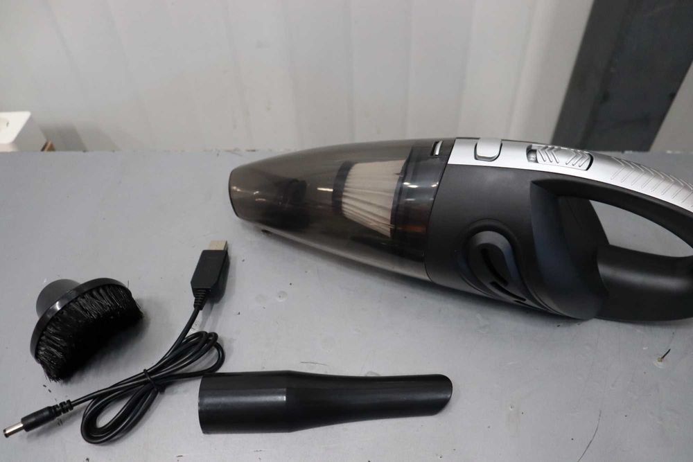 Безжична акумулаторна прахосмукачка с мощен вакуум и бързо зареждане