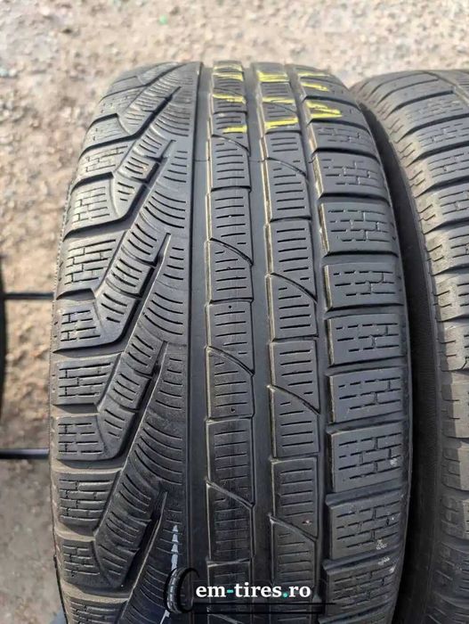 SET 2 Anvelope Iarna 235/55 R18 PIRELLI Sottozero Winter 210 serie 2 1