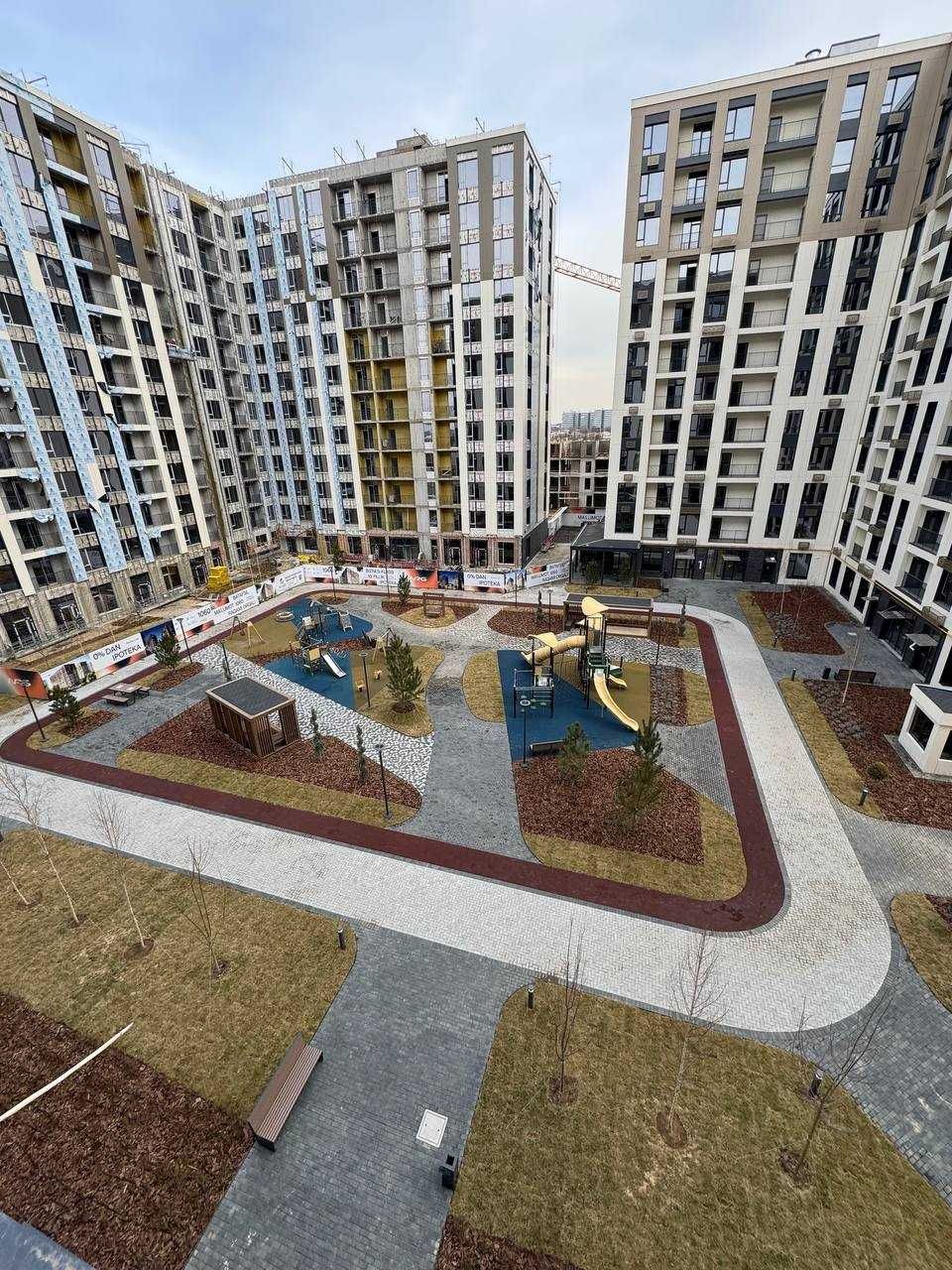 Срочно продается 2х ком квартира в ЖК "NRG Jomiy" ор-р Жомий бозор