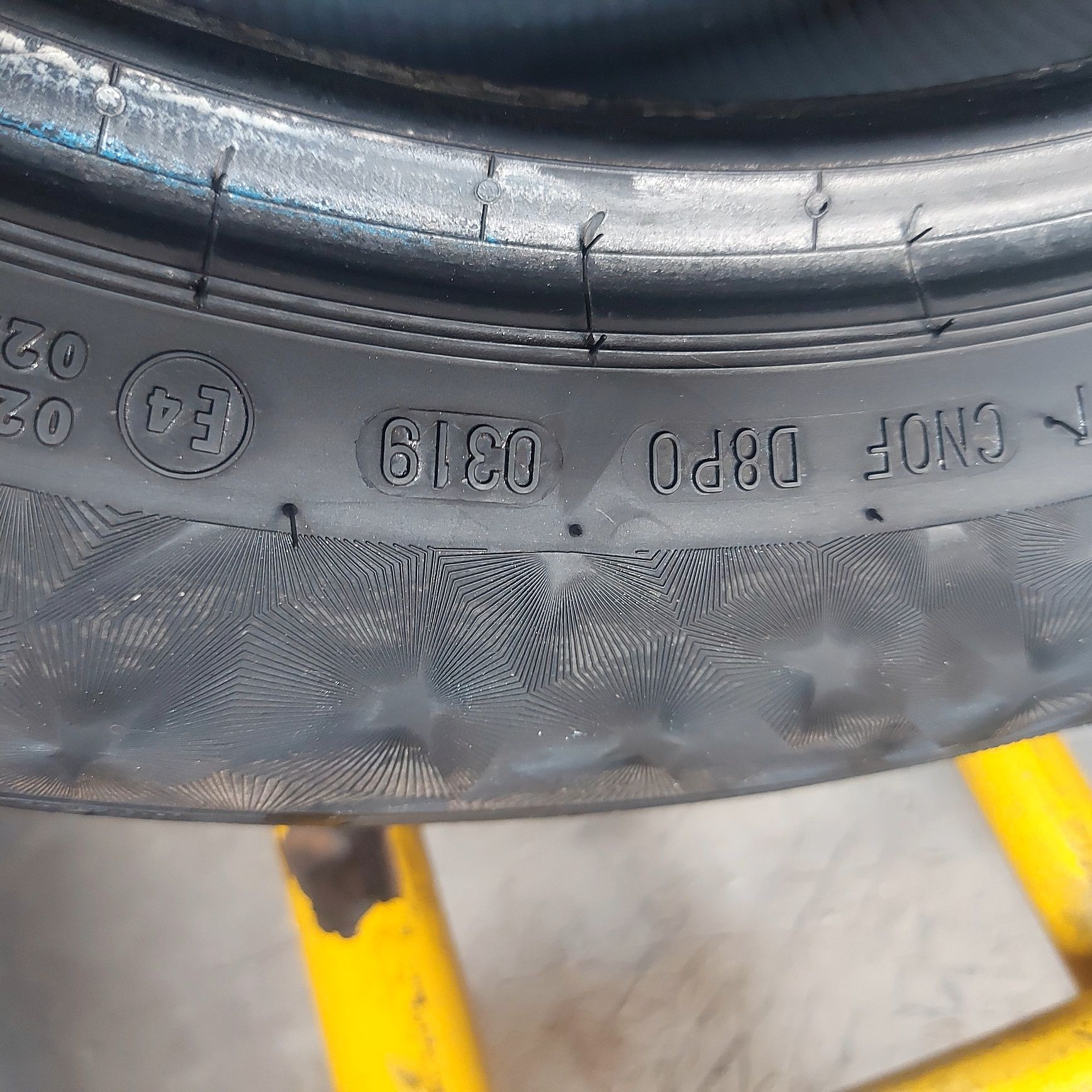 205/55/16"Continental 2бр.гуми
