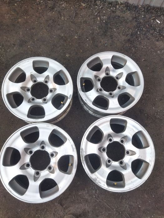 Диски Паджеро Делика на 15