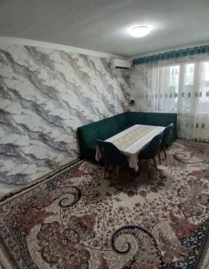 Продаётся квартира Юнусабад 11кв 2*3/4/4