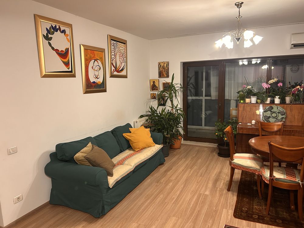 VÂND apartament 2 camere