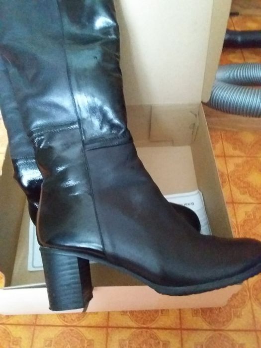 Продам сапоги женские