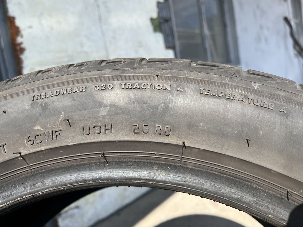 4 бр. летни гуми 255/45/18 Bridgestone DOT 2620 3,5 mm