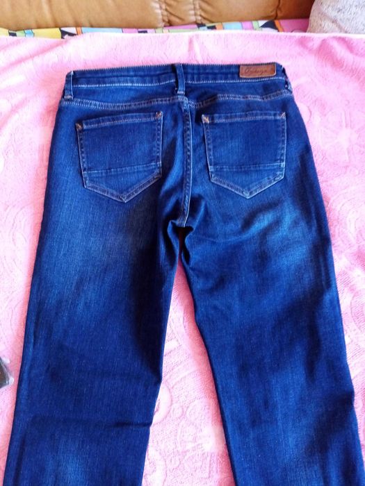 Blugi Caprije ,99% bumbac,1% elastin