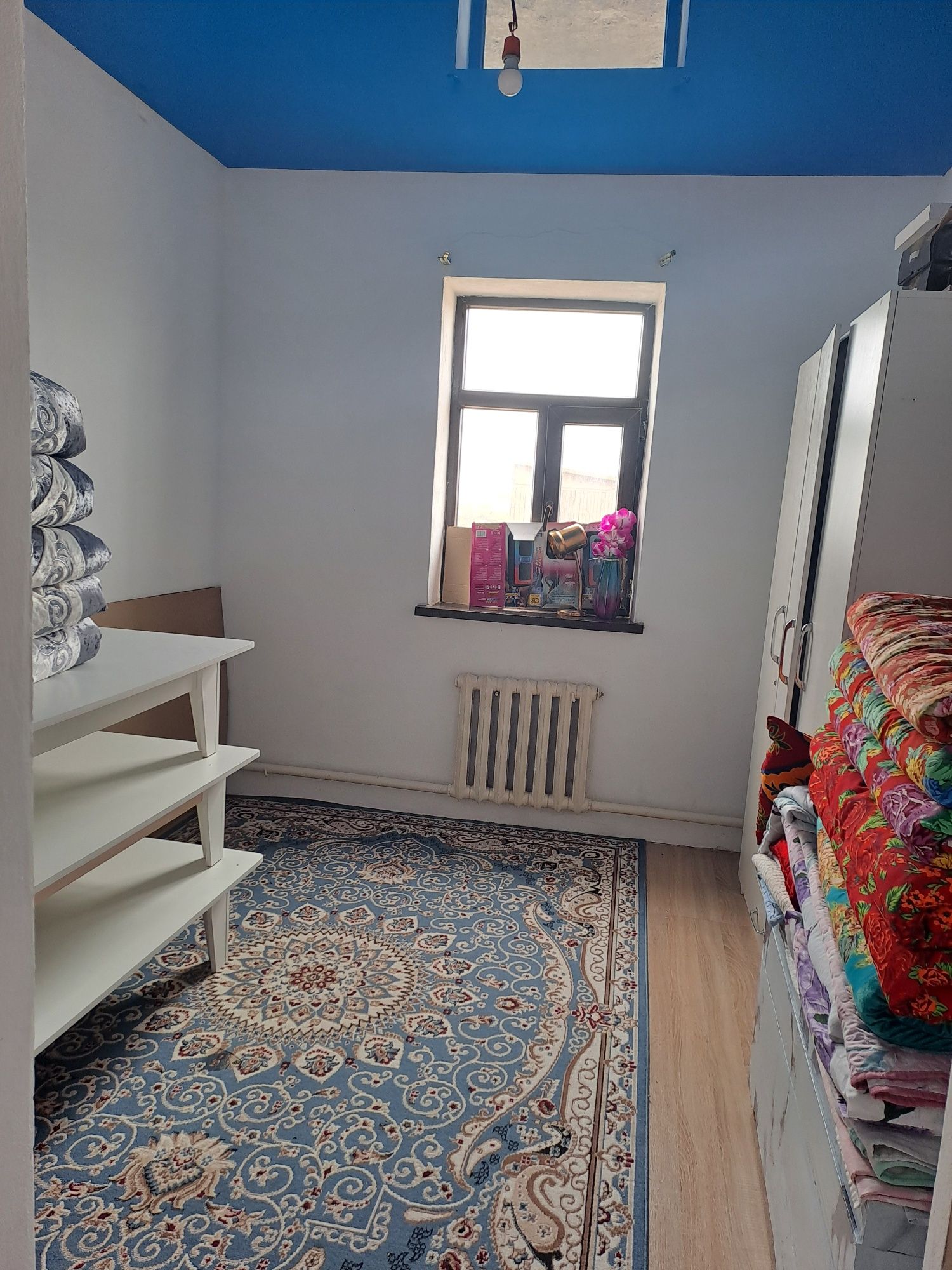 Бәйтеректен 6×12 үй сатылады,жағдайы жақсы