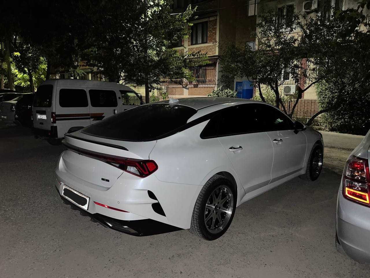 Продается KIA K5 Luxe Light