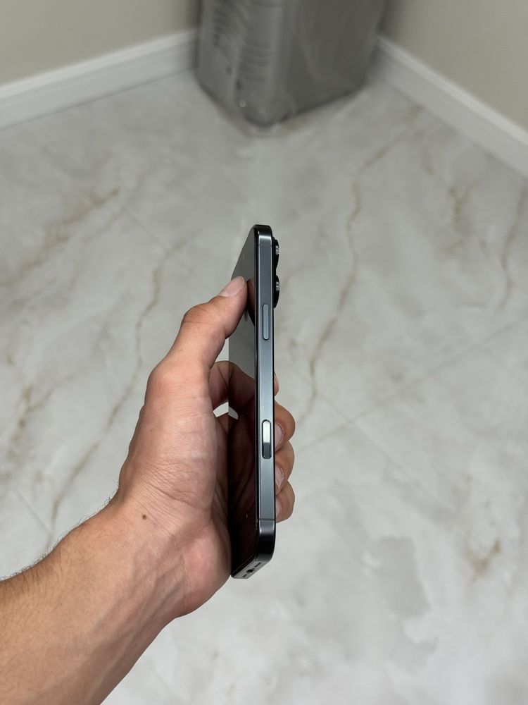 iPhone 16 Pro Max Black yengi karobka dokument