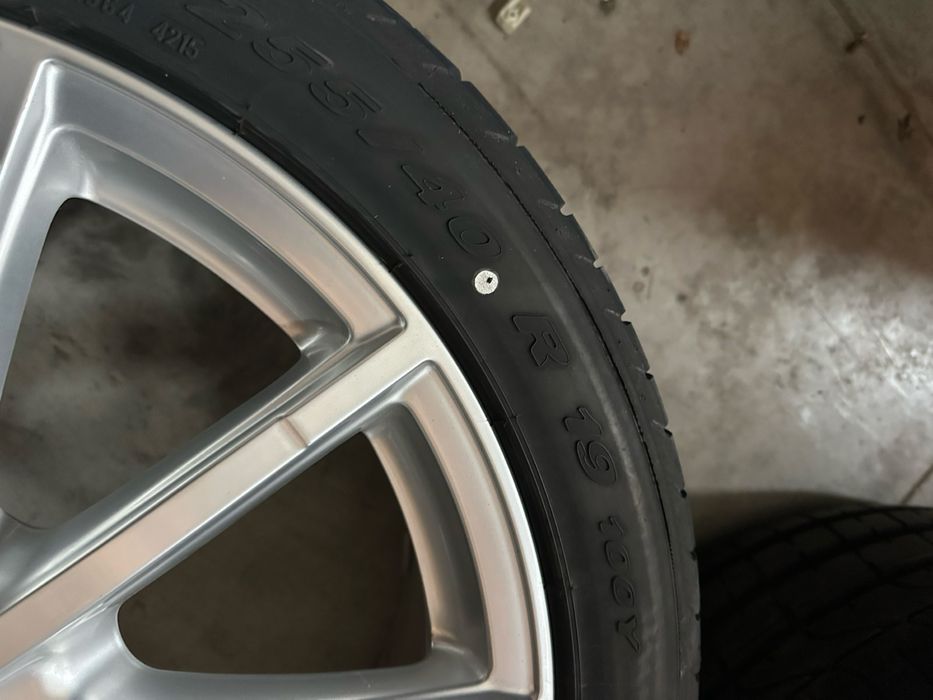 Джанти със гуми Audi A6 C7 255/40/19