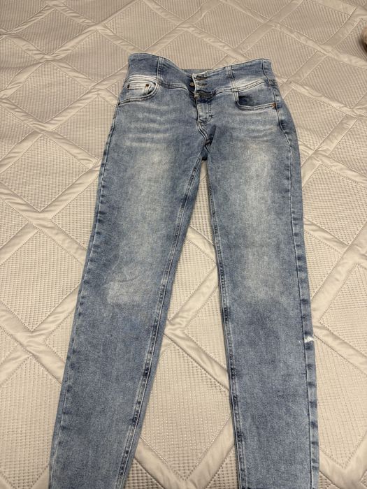 б/у шалбар сатылады. 46 размер. качество отличное