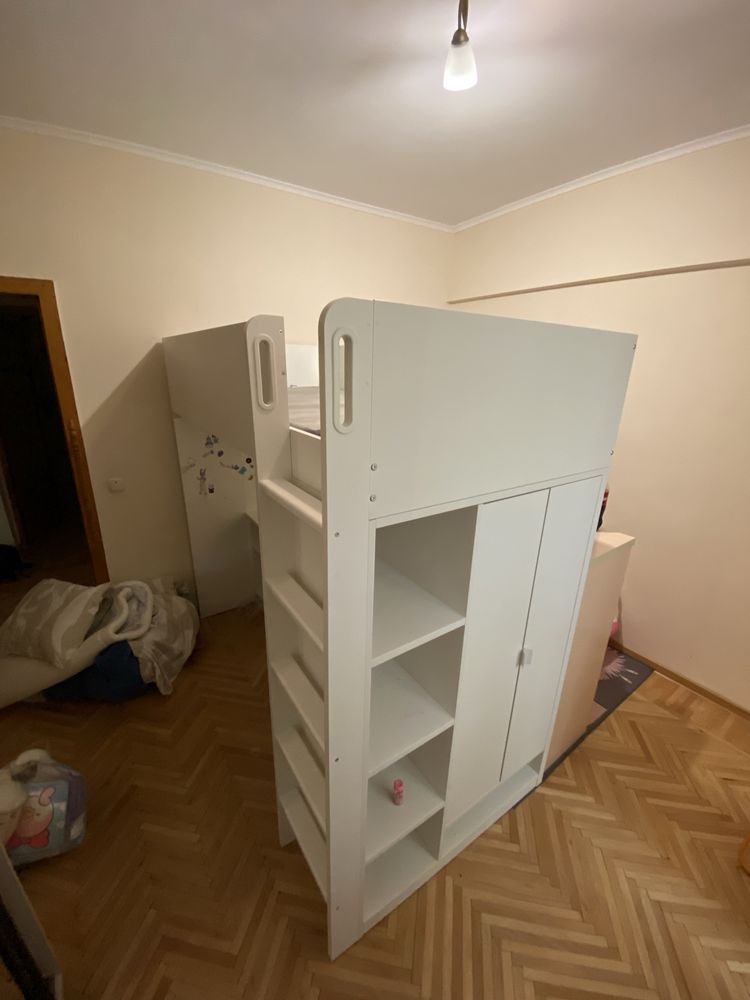 Кровать чердак IKEA, со встроенным столом