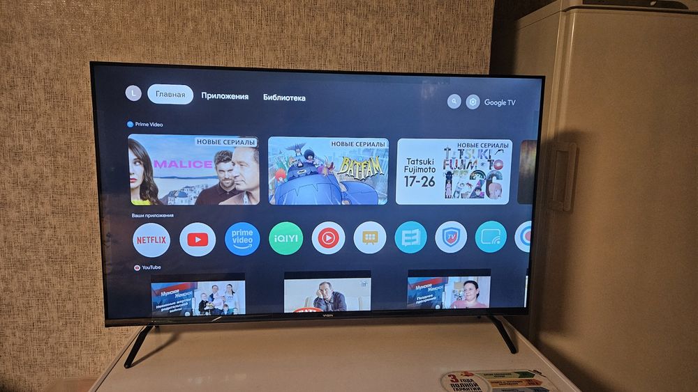 Продам смарт тв 108 см