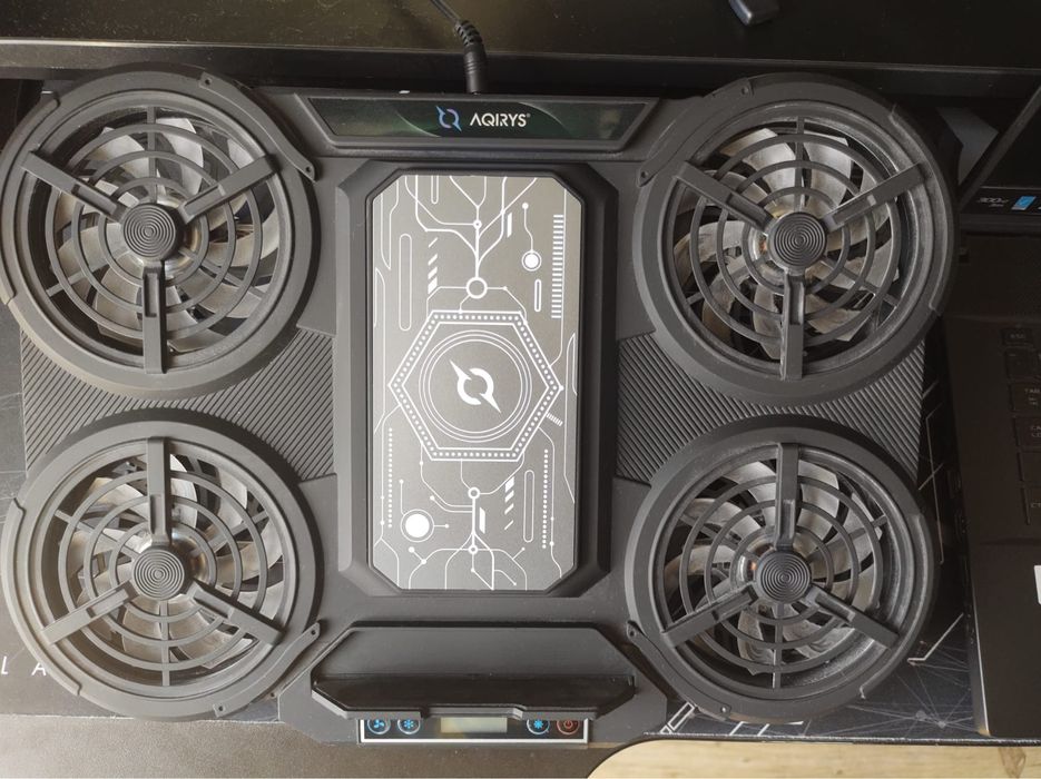 In Garantie! Laptop Gaming ASUS ROG Zephyrus S15 RTX2080