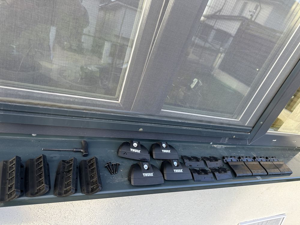 Thule Bare Transversale Wingbar Dacia Duster