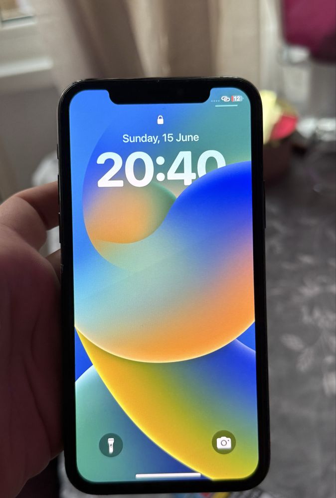 Iphone 11 pro счупен гръб