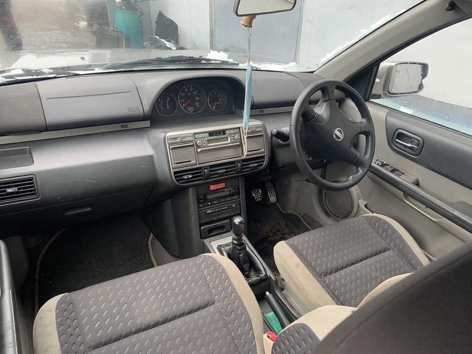 Nissan X-trail 2.2DCI 114/136кс. 2005г. - На части