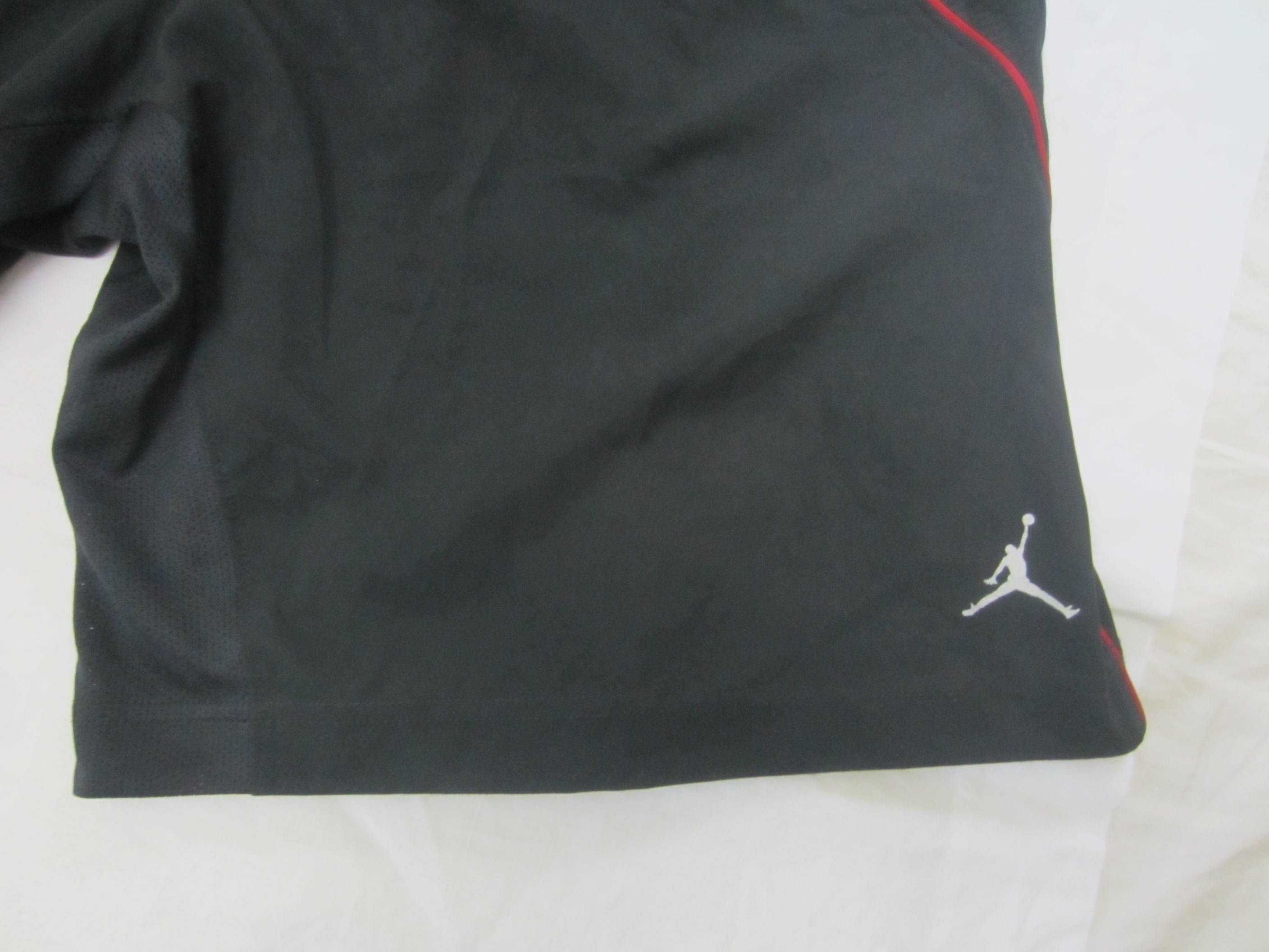 Sort baschet Michael JORDAN, masura XL, ca nou