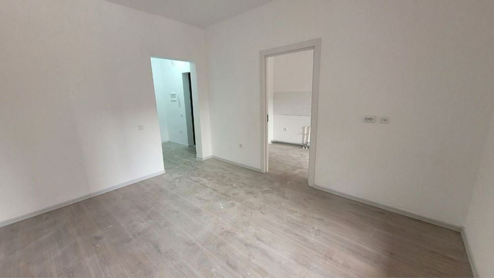 Новостройка 1/2/16 площадь 30м2