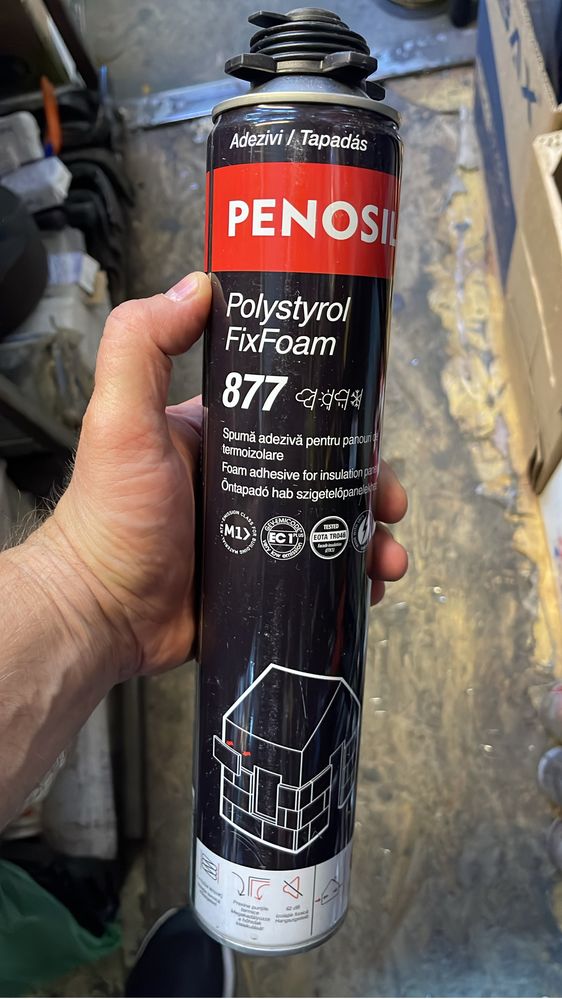 12 buc spuma pt lipit Soudal / Penosil