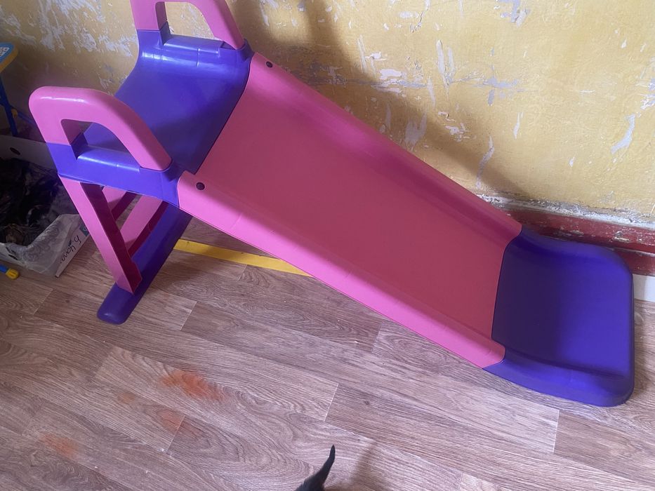 Продам детскую горку
