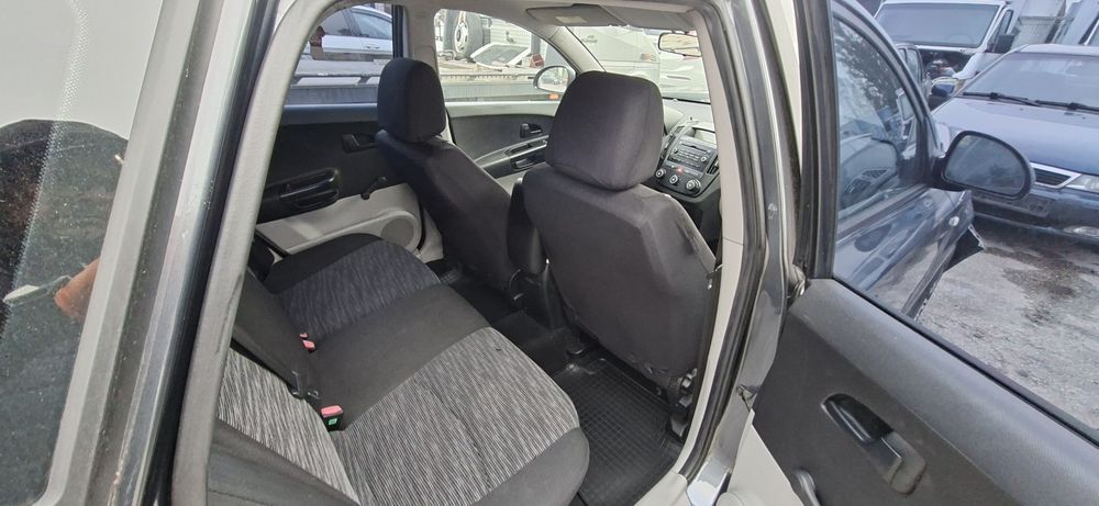 Dezmembrez Kia Cee'd 1.4 B 2008