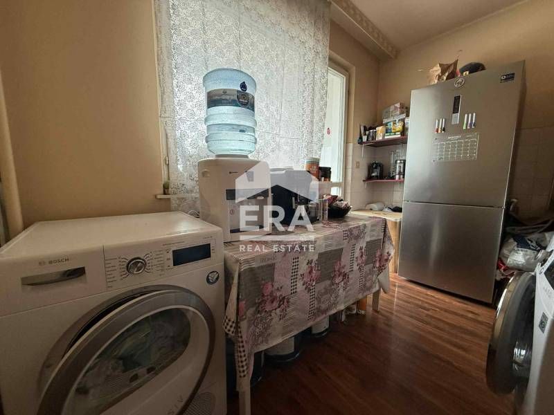 Двустаен, ексклузивен, югоизточен апартамент за продажба, с отделна ку