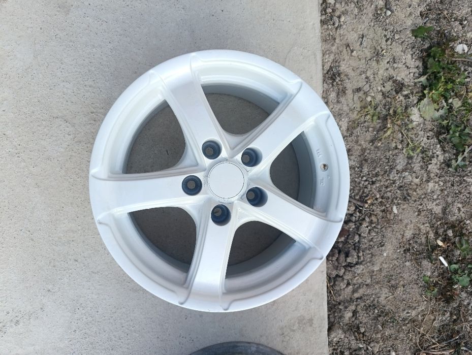 Продам диск R15.