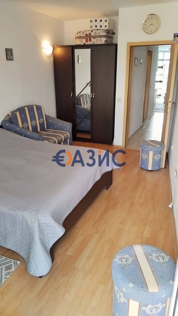 Продава се Двустаен апартамент в к.к. Слънчев бряг - 74 кв.м за 926 €/кв.м - Снимка #12