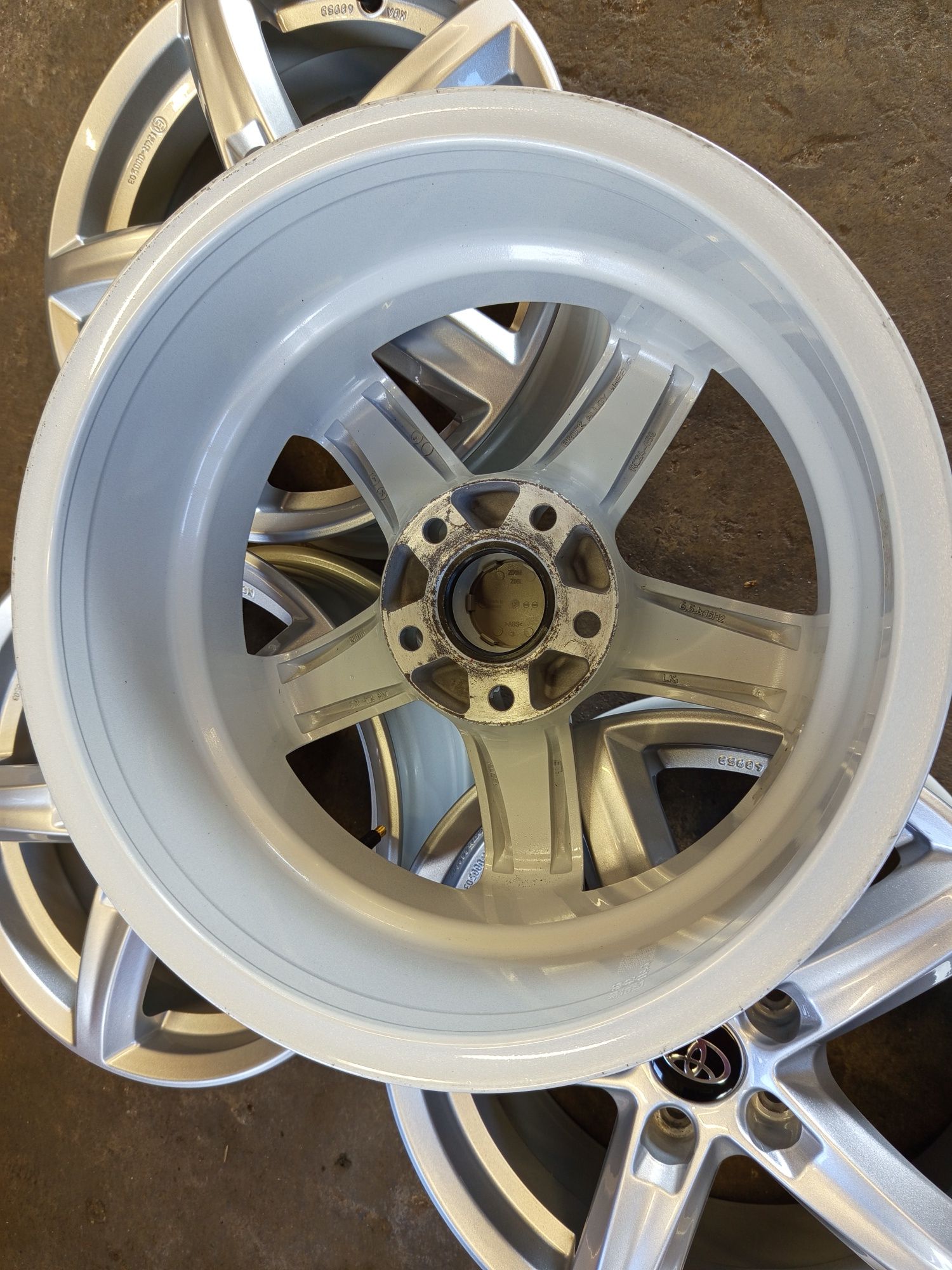 16" Toyota Auris Corolla 5x114,3 Джанти за Тойота Аурис Корола