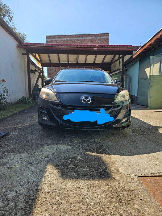 Mazda 3 Sedan 2010