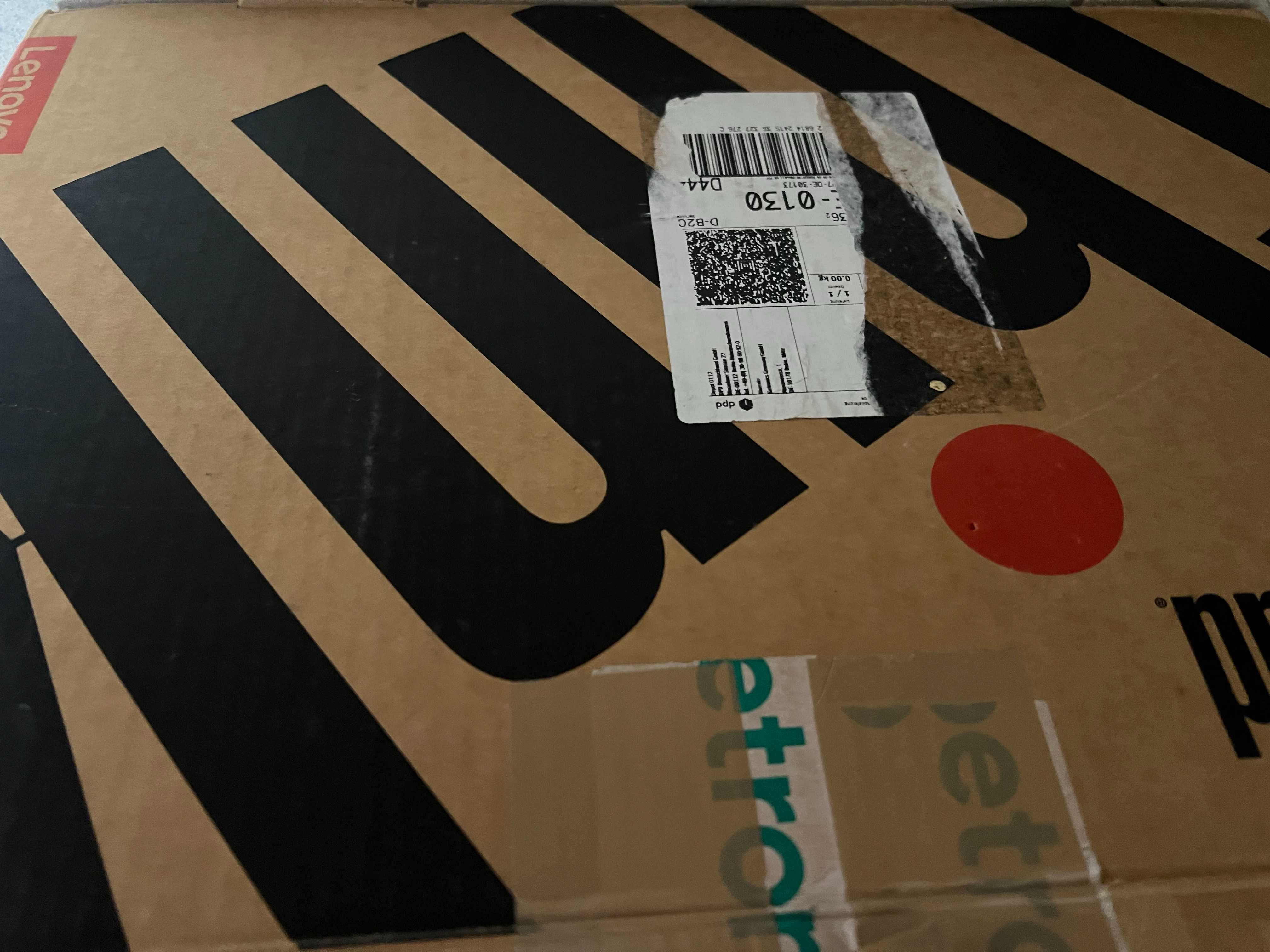 Laptop Lenovo, nou la cutie, pret de magazin 14000 lei !