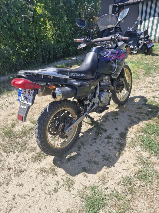 Honda Dominator 650