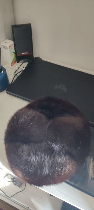 Продается натуральная зимняя шапка