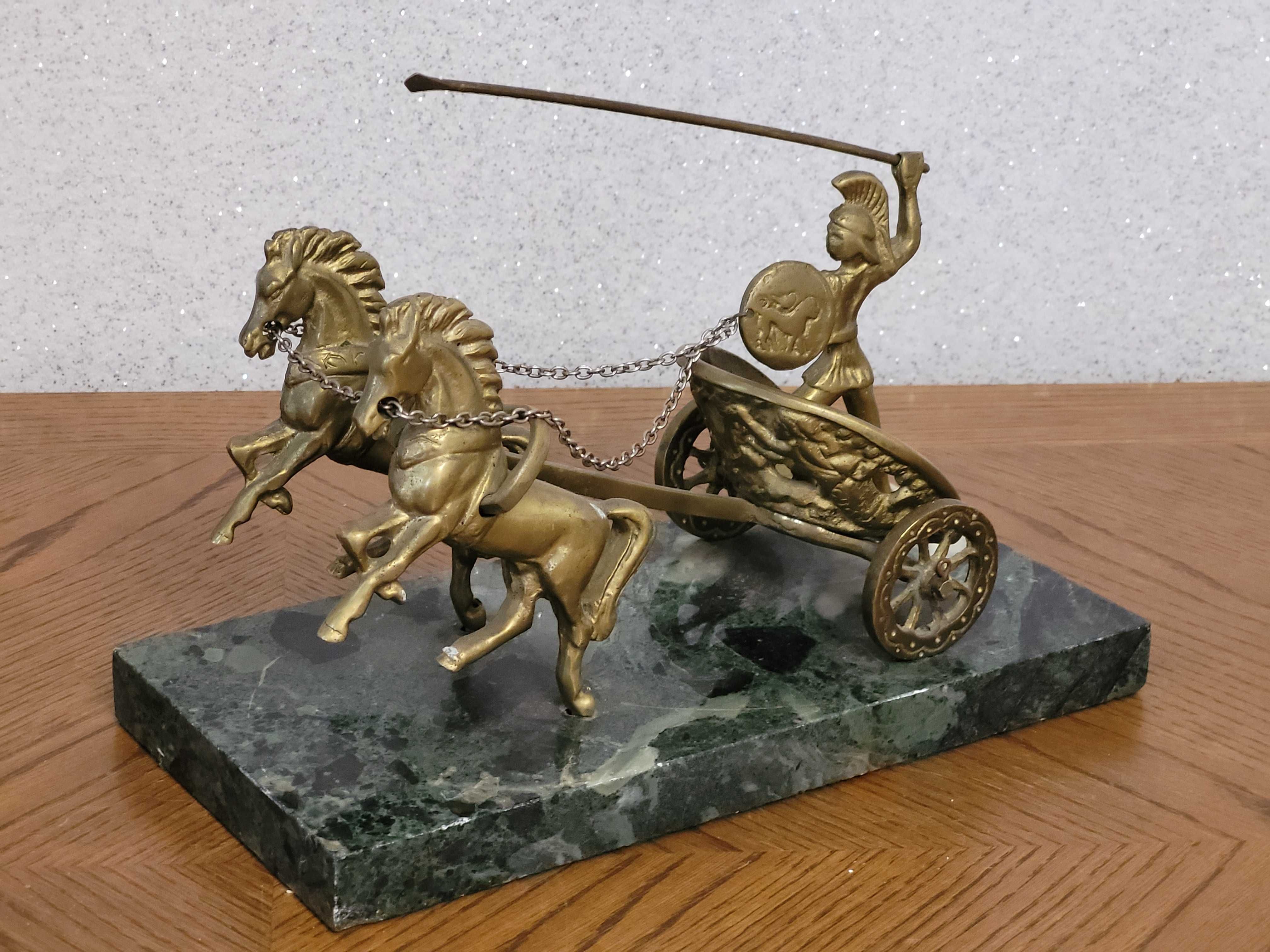 Statueta - car de lupta roman