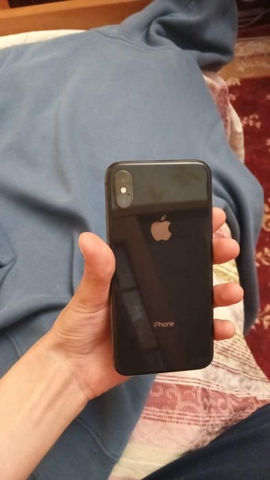 Продаю телефон IPhone X 10