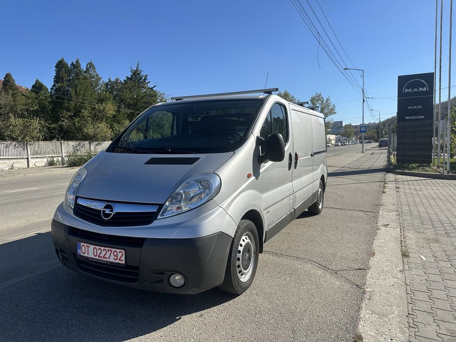 Opel Vivaro 2011 2.0CDTI, Varianta lunga, Webasto, Pilot Automat, AC