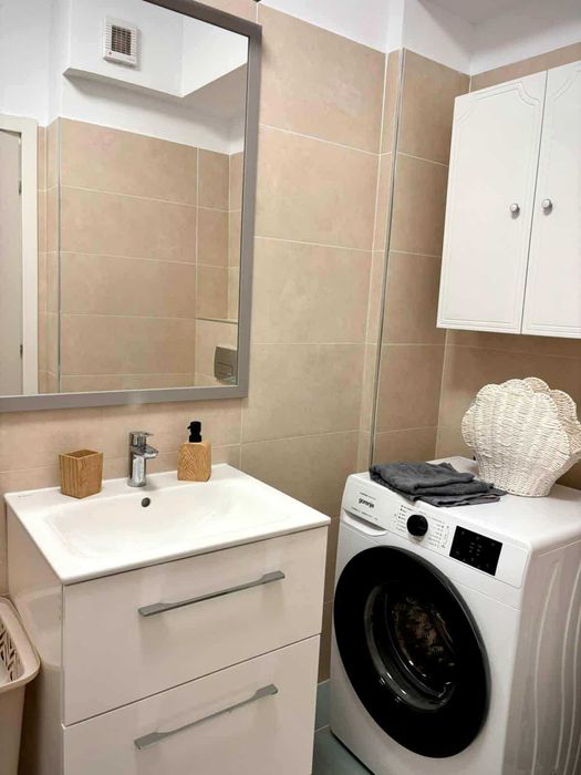 Ap. 2 cam. cu terasa,mobilat si utilat complet, parcare, Unirea Towers