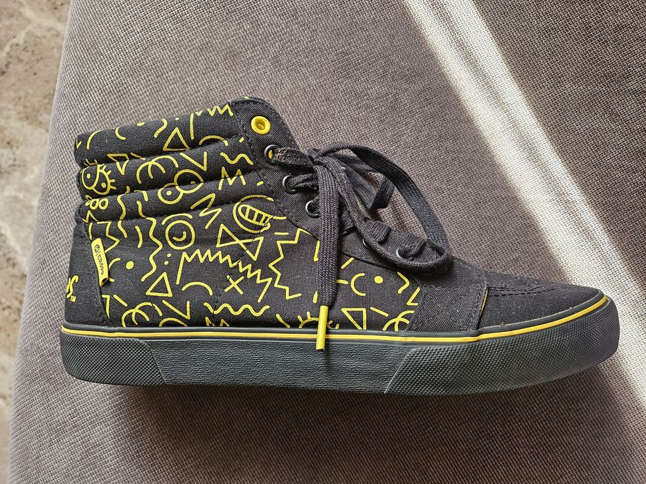 Incaltaminte Cropp in colaborare cu Simpsons