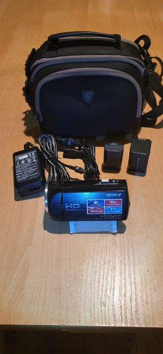 Видеокамера продаётся