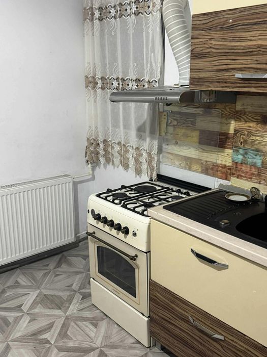 Vand apartament 2 camere