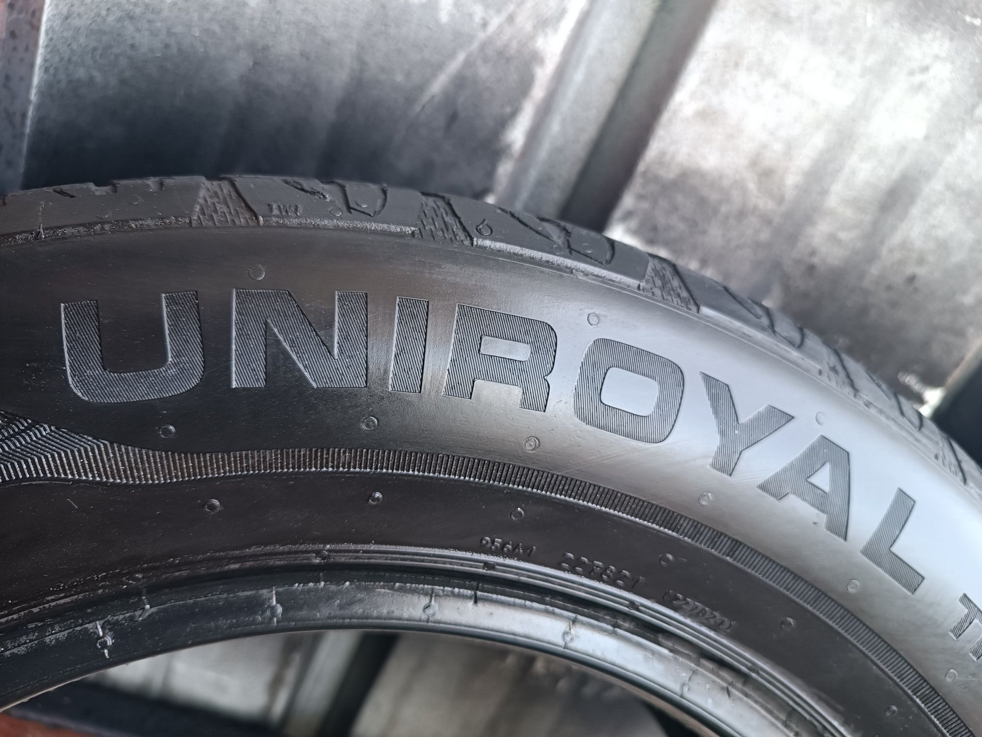 195/65/15 Unroyal