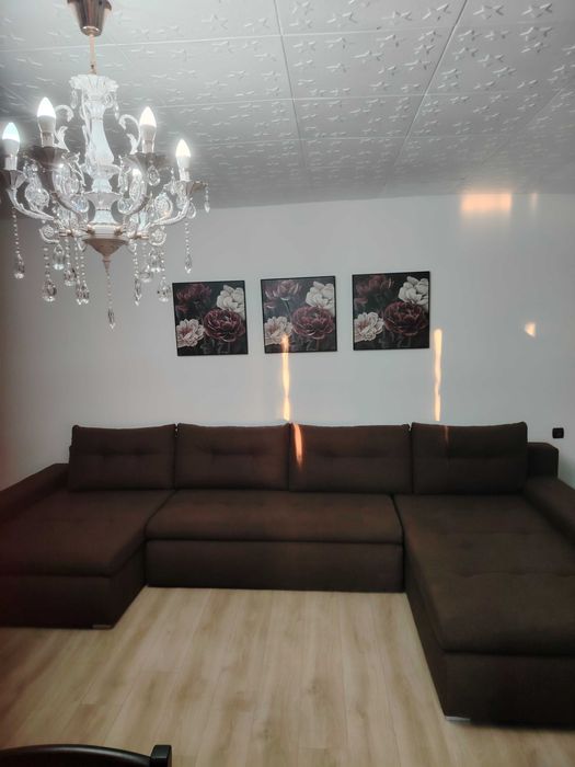 Vând colțar in formă de U