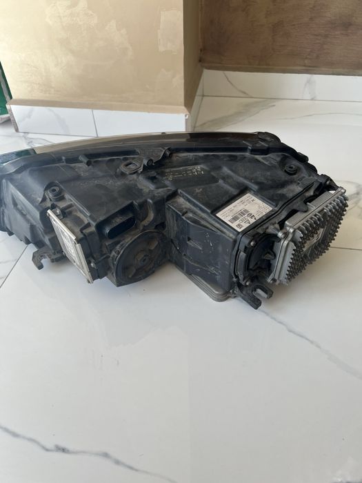 Фар за audi a8l 2017г с модулите