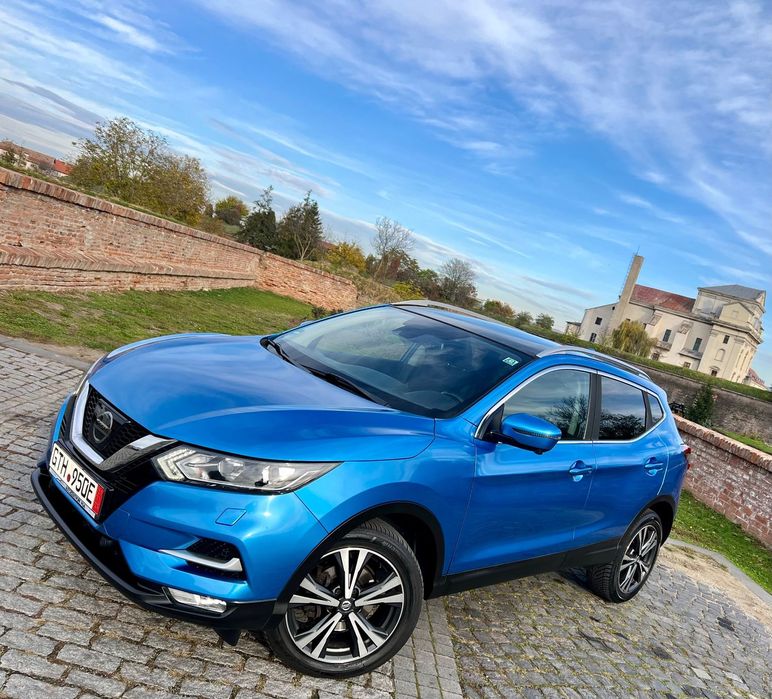 Nissan Qashqai 2018,4x2,130CP,M6,E6,NaviXenonDISTRONICamere360,CarteService,SCHIMBURI