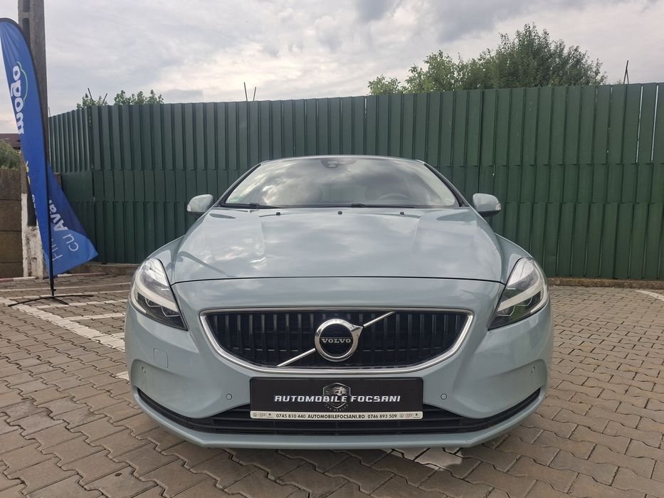Volvo V40 2.0D 122CP Kinetic