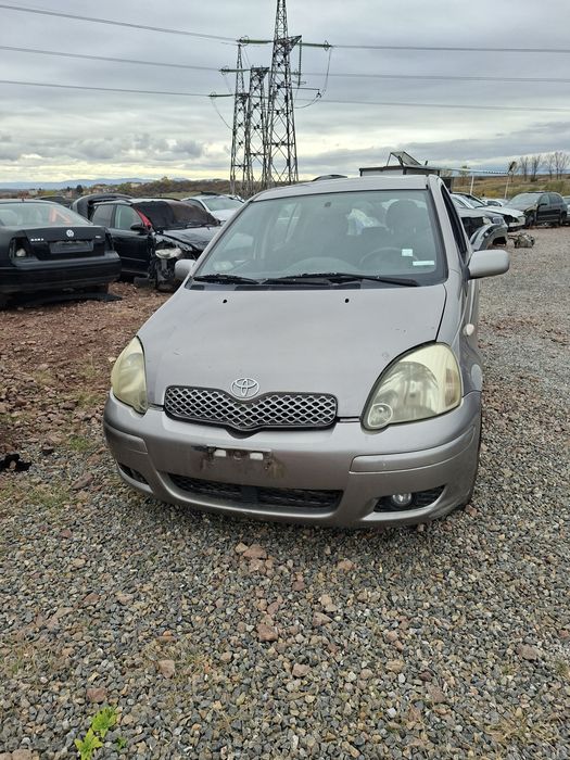Toyota Yaris 1.4 д4д 75к.с. На Части