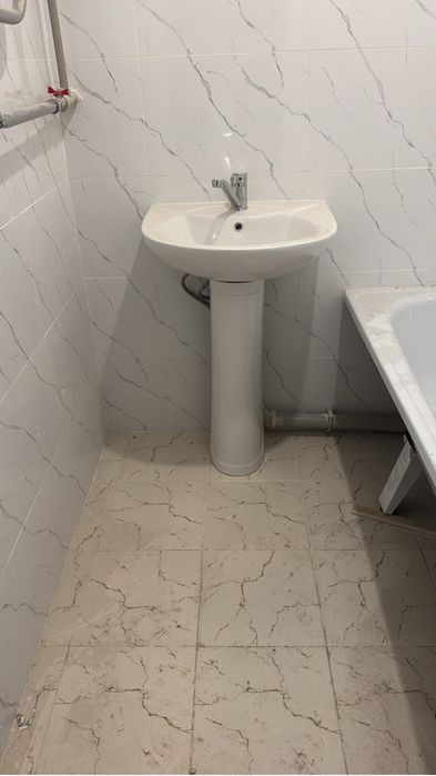 Продается ванная 1,50 и раковина новая